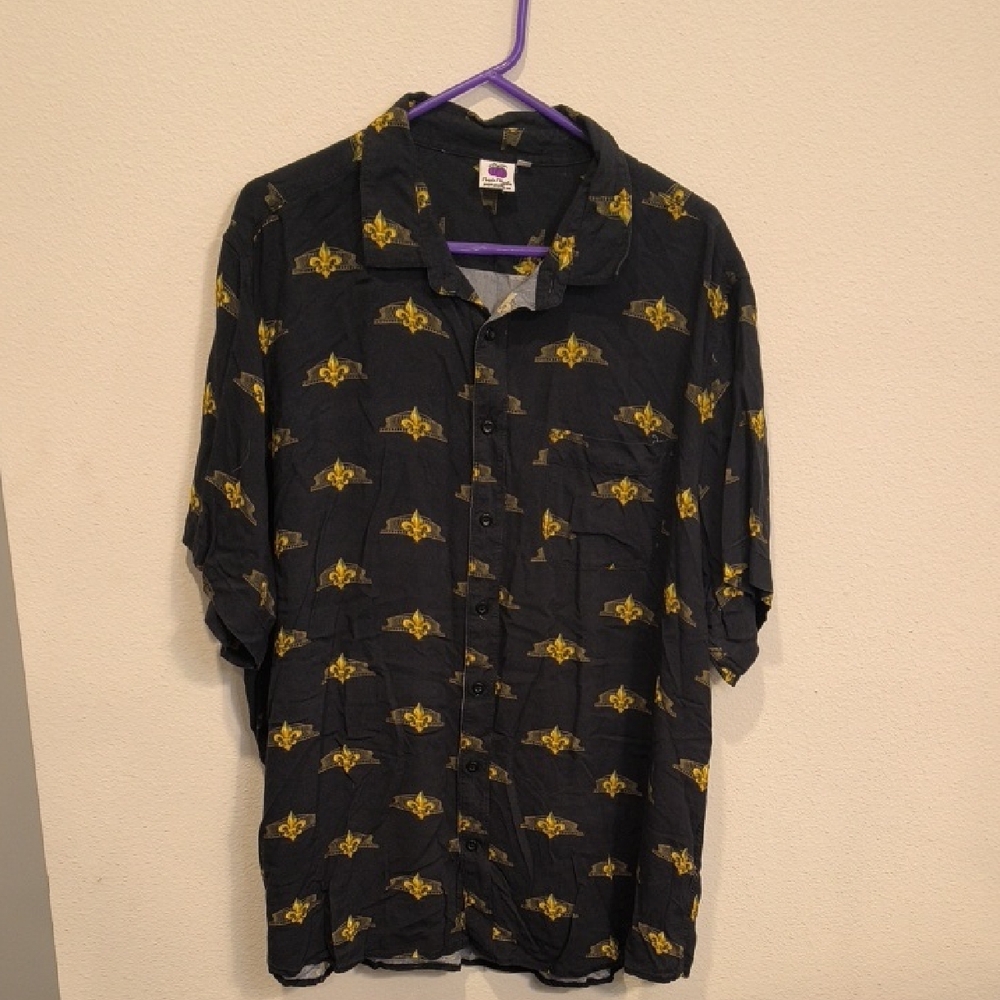 3XL New Orleans SaintsCasual Black Button Shirt Gold Dome/Fleur De Lis Motif